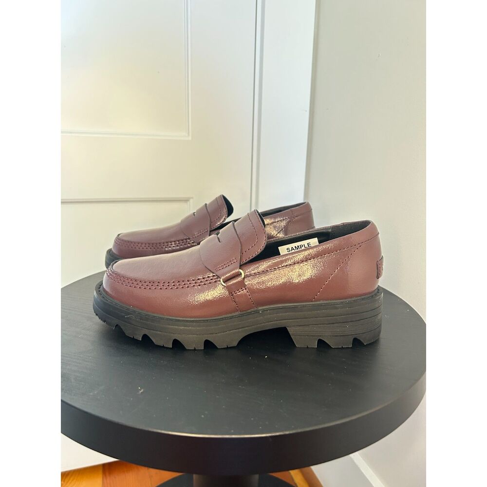 Sorel Revel Ave Loafers — Burgundy/Oxblood Patent Leather, Size 7